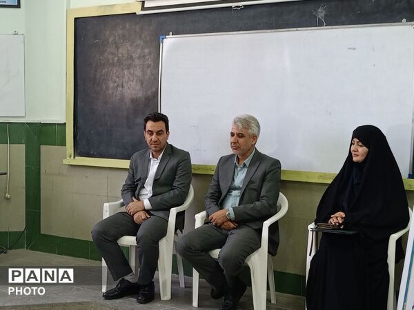 ادامه فعالیت پروژه مهر در دبیرستان نمونه شهید آیت‌الله خامنه‌ای 