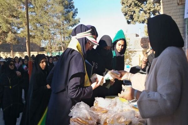 گرامیداشت ۱۳آبان ماه  در مدرسه شهید مجید دهنوی  نیشابور