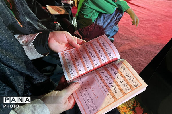 اقامه نماز استغاثه به امام زمان (ع) در میدان امام خمینی (ره )جاجرم