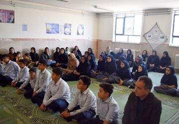 جلسه هماهنگی انجمن اولیاء و مربیان مدرسه آیت‌الله کاشانی برگزار شد