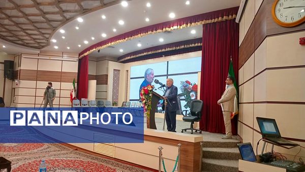 تجلیل از بازنشستگان آموزش و پرورش استان خراسان رضوی