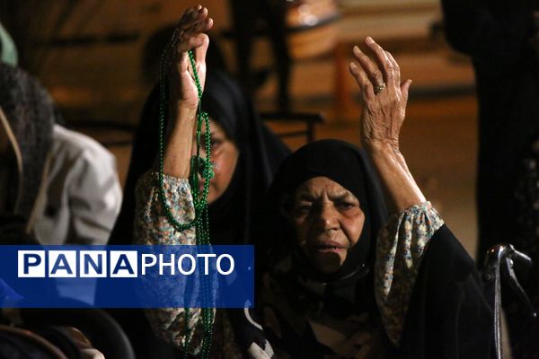 دل‌‌‌های مردمان بندرخمیر در دهه کرامت به حرم رضوی پر کشید