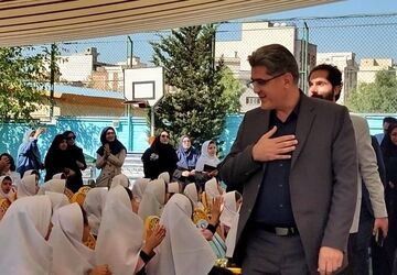 دانش‌آموزان ، آینده‌سازان کشور هستند