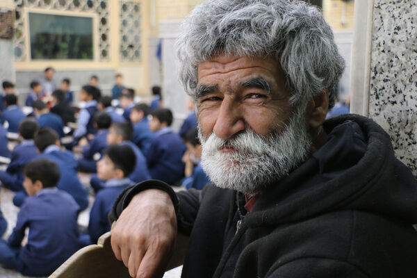 محفل دانش‌آموزی انس با قرآن در آستان مقدس چهل اختران قم