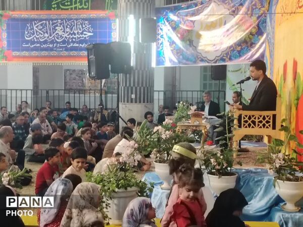 حسینیه صالح آباد میزبان جشن غدیرخم 