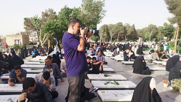 برپایی مراسم دعای عرفه در گلستان شهدای اصفهان