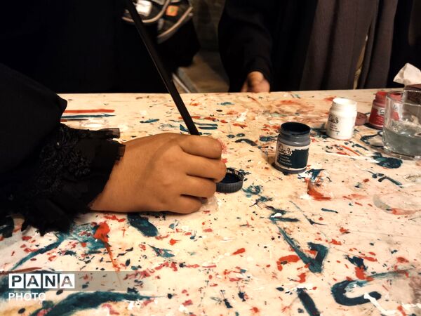  قاب پانا میزبان غرفه کودک در حسینیه امام خمینی 