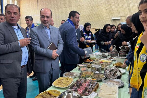 اردوی تمشک دختران شهرستان‌های جنوبی استان بوشهر در کنگان