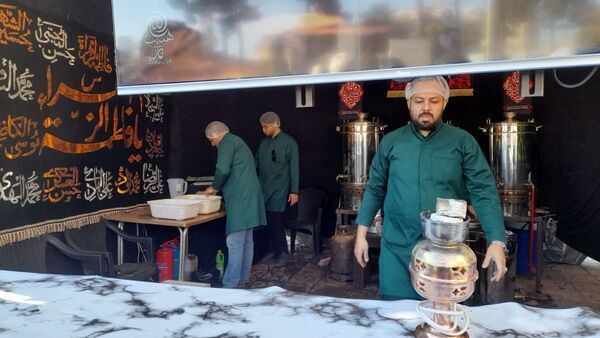 برپایی چایخانه جوانان مهدوی نیشابور در دهه اول فاطمیه 