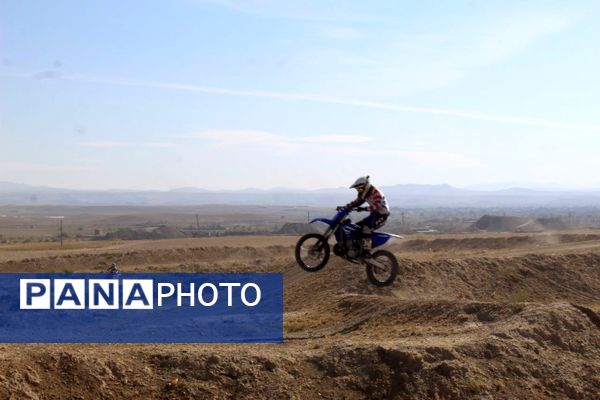 غرش موتورها در ملکان؛ نمایش قدرت و هیجان در هفته تربیت‌بدنی