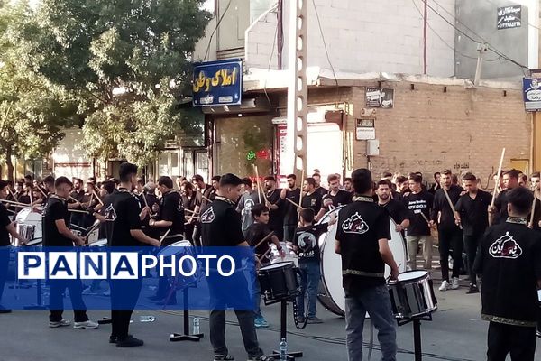 برگزاری مراسم «شاه حسین گویان» اربعین در شهرستان تکاب