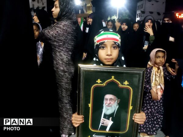 تداوم تجمعات شبانه در میناب؛ روایت حضور و همدلی شهروندان