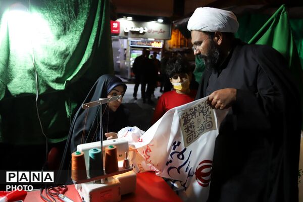 حضور پررنگ اداره آموزش و پرورش در راهپیمایی میدان انقلاب