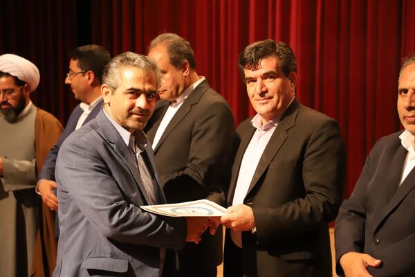 آیین نکوداشت منتخبین مرحله استانی چهل و سومین دوره مسابقات فرهنگی و هنری فردا