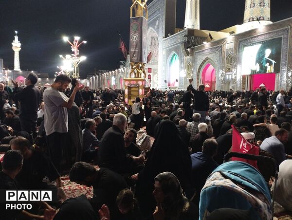 مشهد مقدس در سوگ امام مهربانی ها