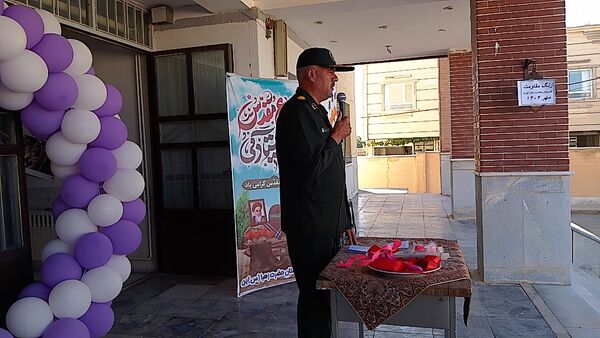 زنگ مهر و مقاومت در هنرستان حضرت زهرا(س) بن به صدا درآمد
