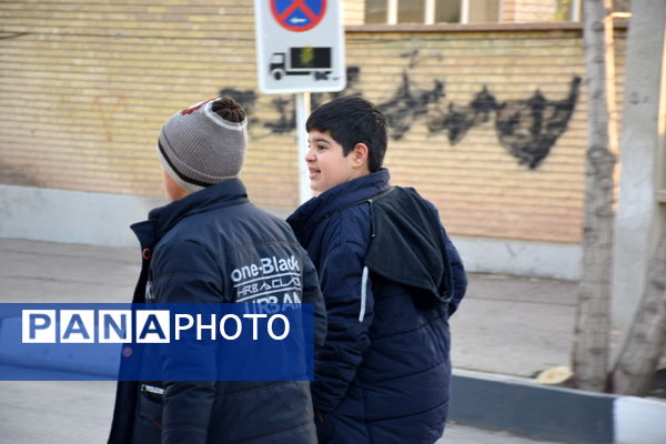 پیاده روی بزرگ خانوادگی فجرانه 