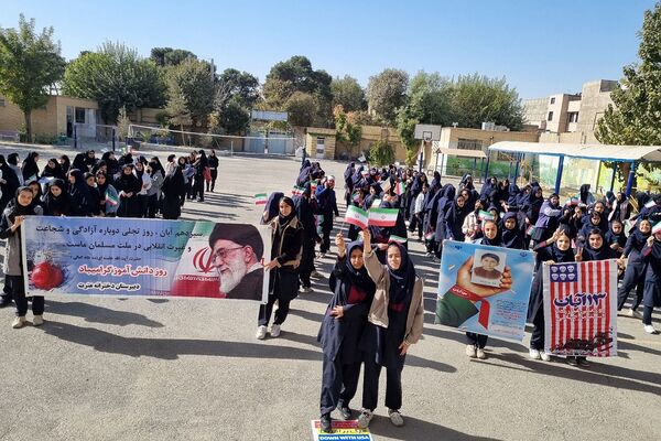 برگزاری صبحگاه‌ در کهریزک با برنامه‌های متنوع