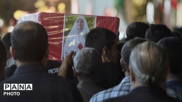 وداع مشهدی‌ ها با لاله‌های خونین خیابان اقبال لاهوری در بلوار وکیل‌ آباد از قاب پانا