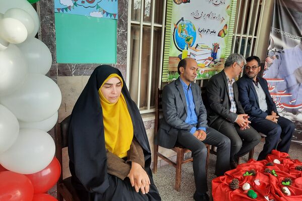 طنین زنگ استکبارستیزی در مدارس منطقه ۵ تهران به صدا در آمد
