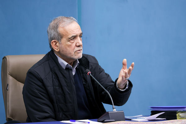 باید موانع را از سر راه بخش خصوصی برداریم/ ضرورت تسریع در جمع‌آوری گازهای مشعل