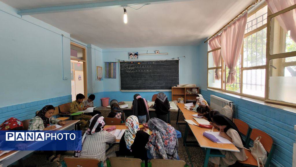 برگزاری اردوی جهادی در روستای قوچ پلنگ شهرستان کاشمر 