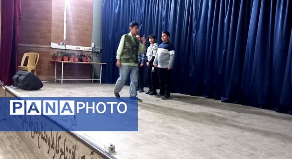 قطار داوری آثار چهل و سومین جشنواره فرهنگی هنری آموزش و پرورش ناحیه ۳ به ایستگاه پایانی رسید