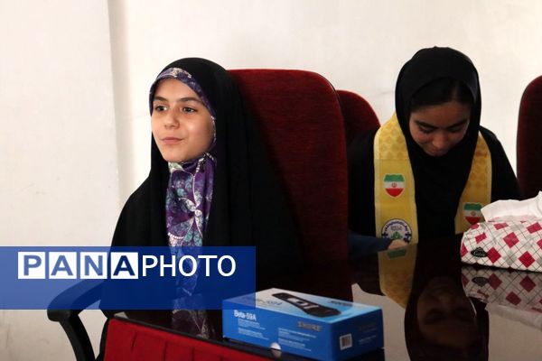 دیدار نماینده مردم ساری و میاندرود در مجلس شورای اسلامی با دانش‌آموزان مازندران