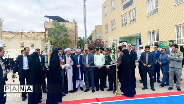 نواخته شدن زنگ سپاس معلم در باخرز