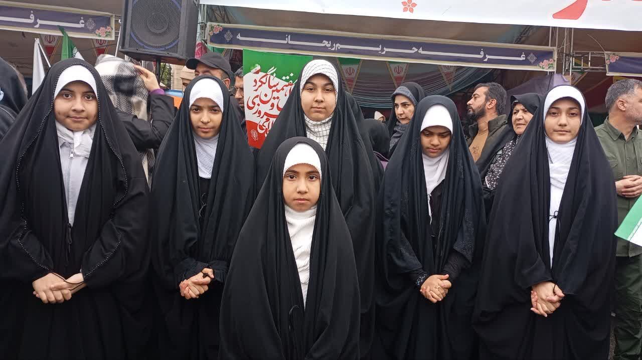 راهپیمایی ۲۲ بهمن در گلستان