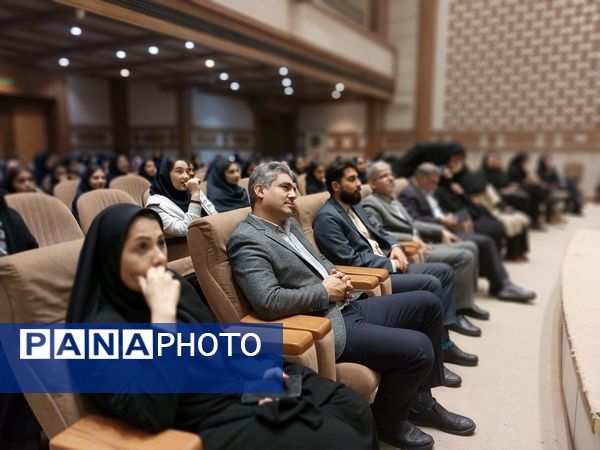 جشن روز دختر در هنرستان امام حسن مجتبی(ع) با حضور مسئولان ناحیه ۶