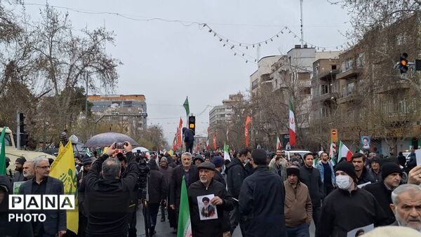 طنین پر شکوه مرگ بر اسرائیل و آمریکا فرهنگیان تهران