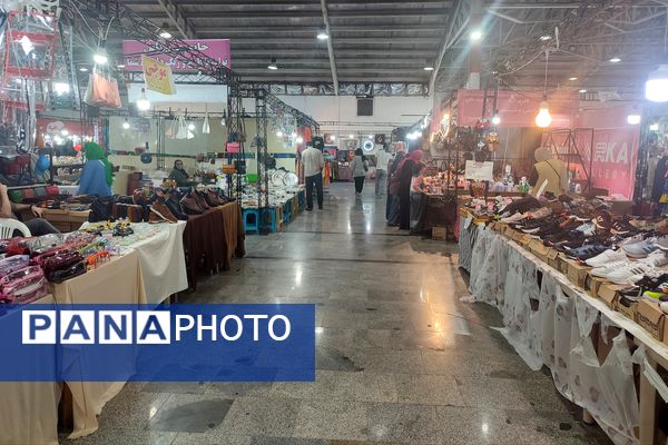 نمایشگاه فروش پاییزه در قائمشهر