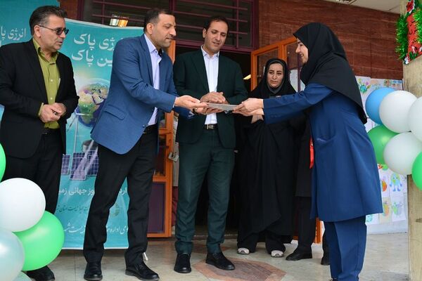 برگزاری مراسم هفته زمین پاک در بهارستان‌دو