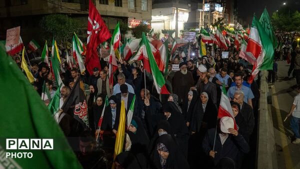 تا پای جان برای ایران می‌ایستیم