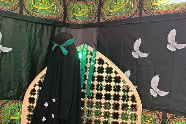 افتتاحیه هیئت فاطمه الزهرا در مکتب فاطمی دبستان دانش