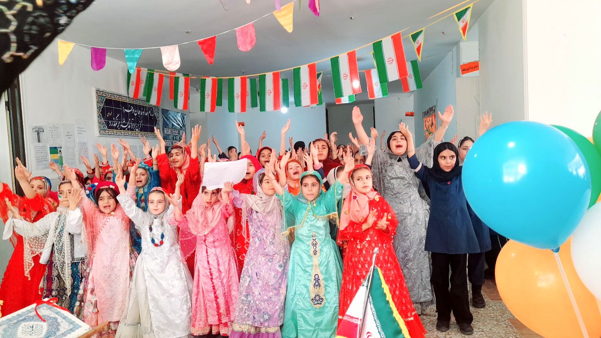 ۲۲ بهمن، طلوع آزادی در آسمان ایران