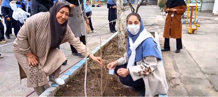 درختی برای زندگی؛ یادواره‌ای برای شهدا