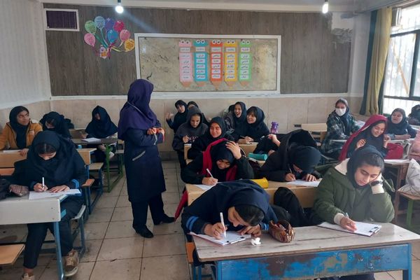 برگزاری آزمون شبه تیمز شماره۲ در دبیرستان ارمغان