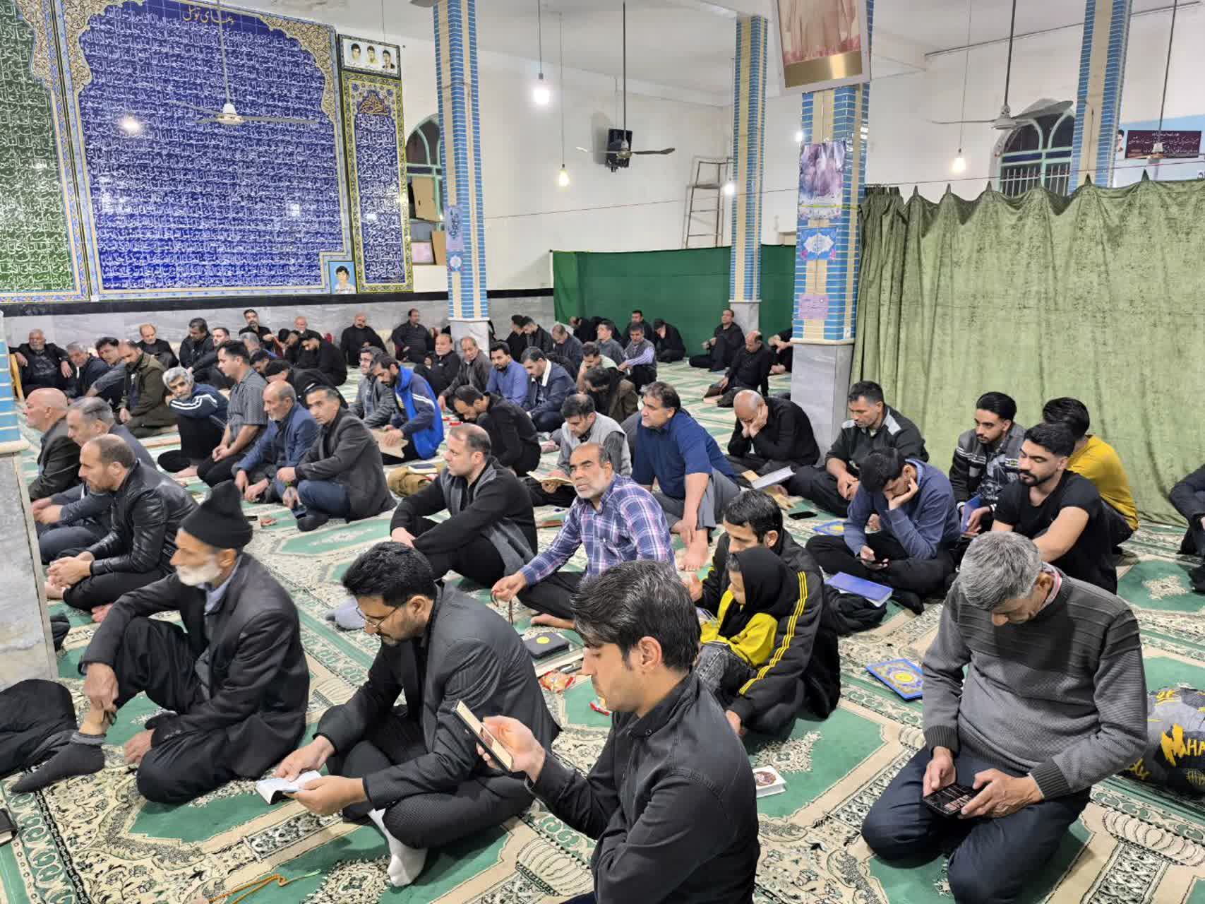 مراسم احیا شب بیست و یکم ماه مبارک رمضان در مسجد امام خمینی(ره) حسن آباد جرقویه