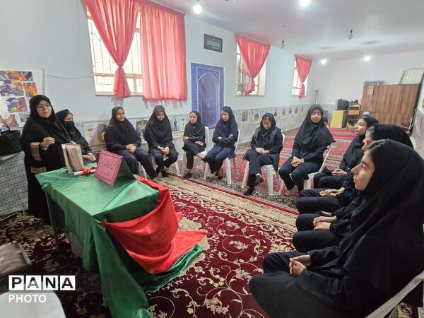 مرحله آموزشگاهی مسابقات حافظ خوانی در خلیل آباد