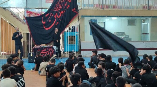 مراسم "احلی من العسل" در دبستان هاشمی کهریزسنگ اصفهان
