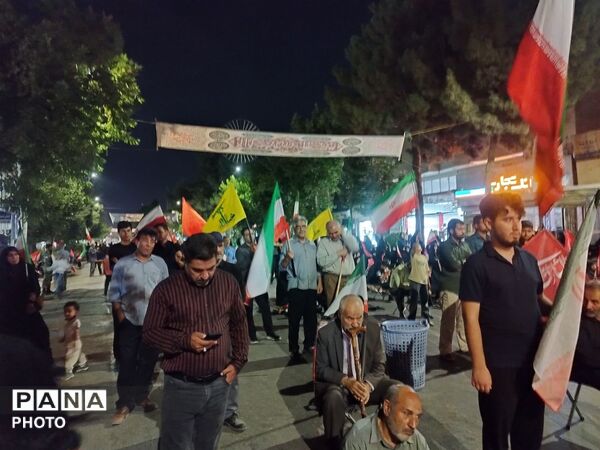 سدی از ایمان؛ بازگوییِ، شکوهِ اجتماعات شبانه در حسینیه امام خمینی(ره)