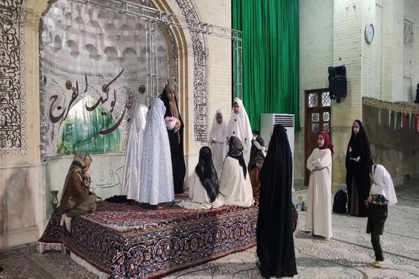 اعتکاف دانش‌آموزی دختران در مسجد پیامبر اعظم شهرک توحید شهرستان جم