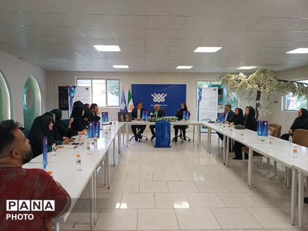 نشست خبری موسسه آموزش عالی رسام در کرج 