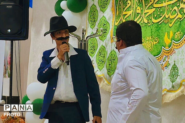 شبی از شادی و مهر در حسینیه مرکزی آباده