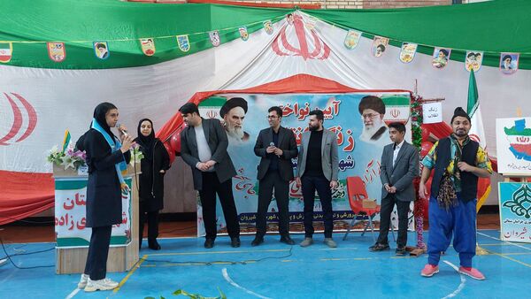 همایش «یاوران انقلاب» و «پیشتازان مقاومت» و آیین نواختن زنگ انقلاب در شیروان برگزار شد
