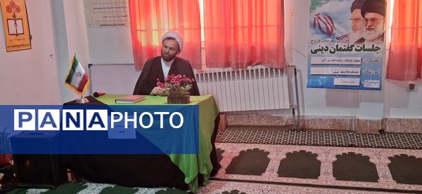 گرامیداشت ایام فاطمیه در مدرسه فضیلت 
