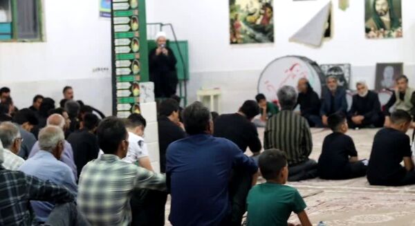 رئیس اداره اوقاف کاشمر میهمان عزاداران تکیه فاطمه زهرا (س) روستای قوچ پلنگ