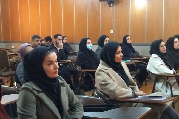 برگزاری کارگاه توانمند‌سازی و ارتقا سواد سلامت مربیان در آموزش و پرورش ناحیه یک شهرری